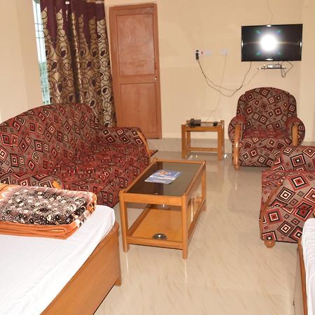 Hotel Kaustav Tezpur Eksteriør billede